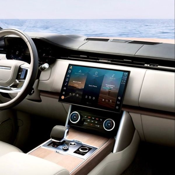 range rover infotainment